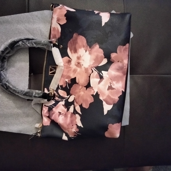 Victoria secret purse - Picture 4 of 5